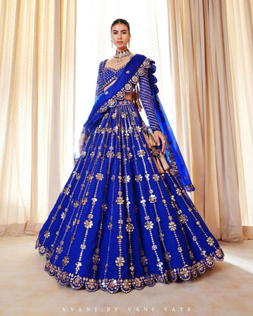 Exploring the World of Heavy Lehengas: Facts and Tips