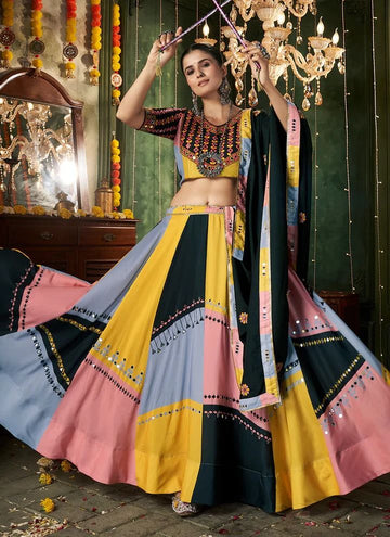 Navratri Lehenga